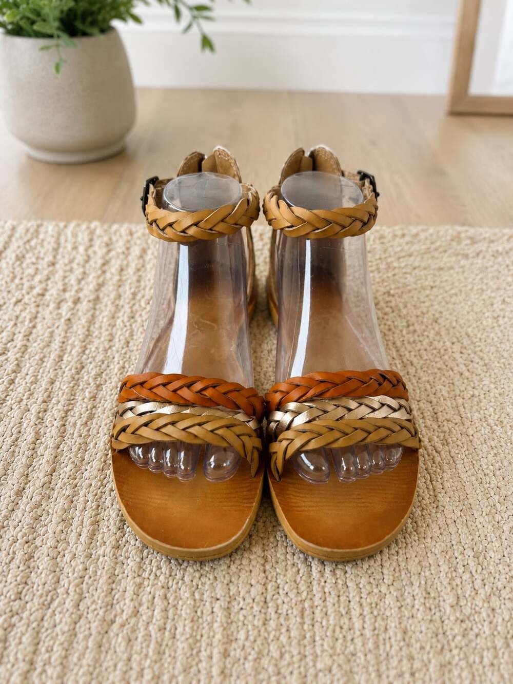 Blowfish Malibu Delite Braided Strappy Sandals Gold Tan Ankle Strap Size 6